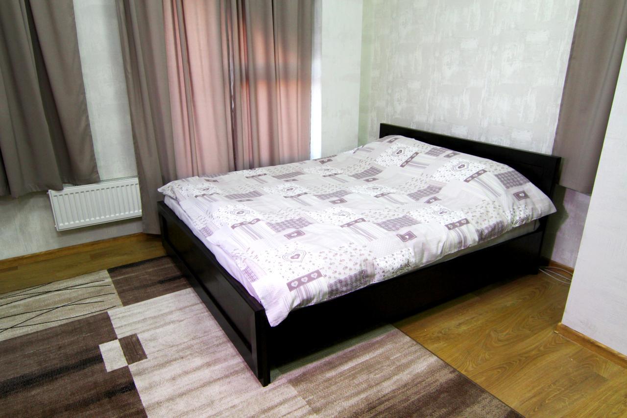 Apelsin Apartment Bila Tserkva Εξωτερικό φωτογραφία
